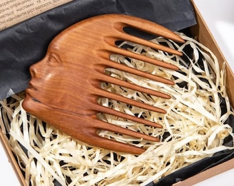 Personalisierter Haarkamm aus Holz für Frauen Natürlicher Walnusskamm Breiter Zahn Antistatisches einzigartiges Geschenk Umweltfreundliche Haarpflege Holzkamm (Venera)