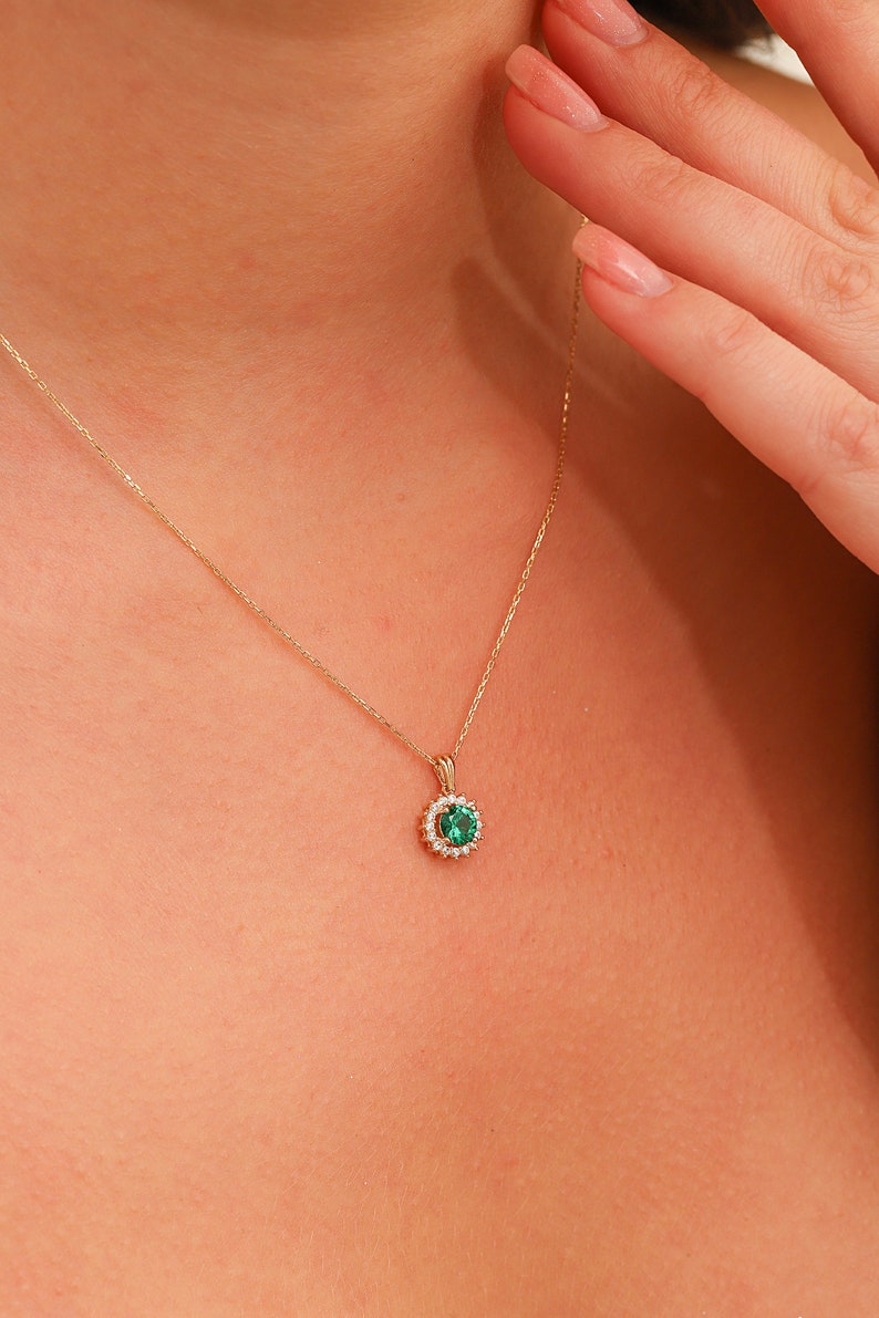 14K Gold Emerald Necklace, Minimalist Emerald Necklace, 14K Solid Gold ...