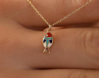 Collana con pesciolino, collana con animale in oro massiccio 14 carati, grazioso ciondolo con iniziale a forma di pesce, ciondolo minimalista con animale marino in oro 14 carati, regalo di Natale