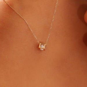 14K Gold Cube Necklace, 14K Solid Gold Cube Necklace, Minimalist Cube Necklace, Dainty initial Cube Necklace, Summer Jewelry