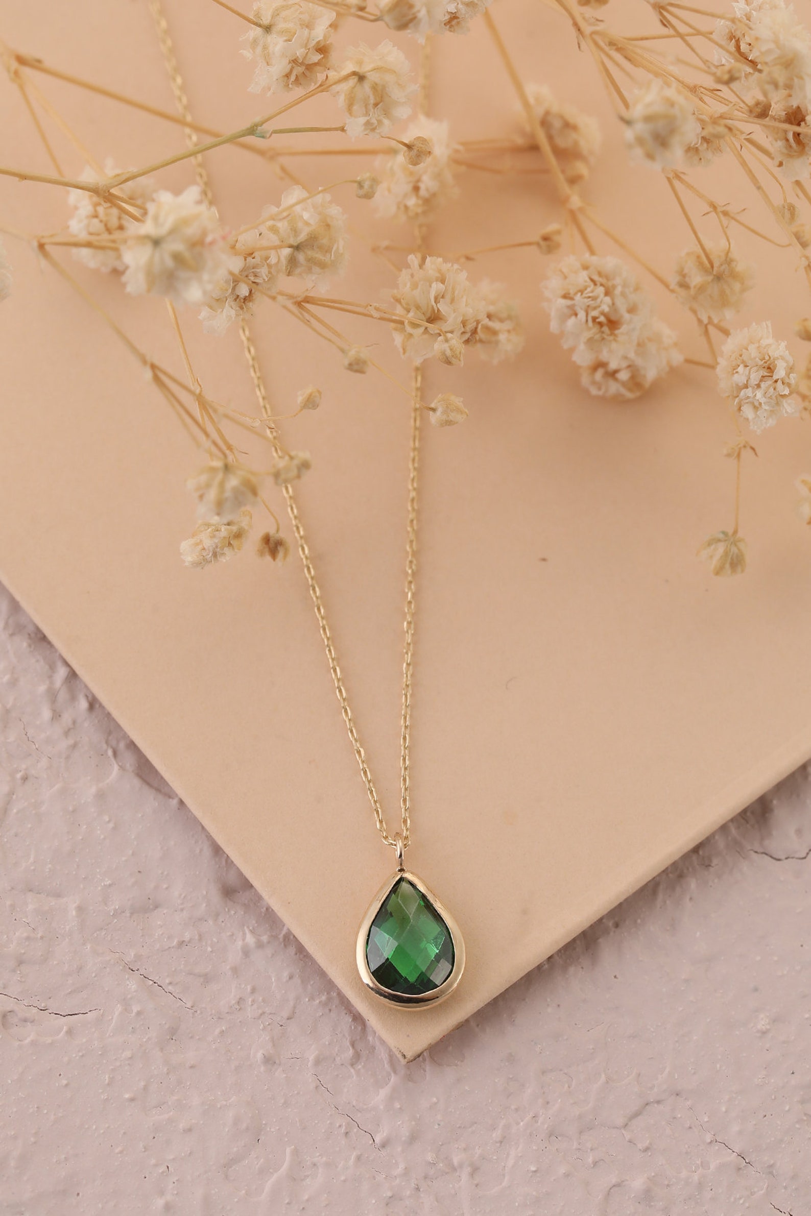 14K Gold Emerald Necklace, Minimalist Emerald Necklace, 14K Solid Gold ...