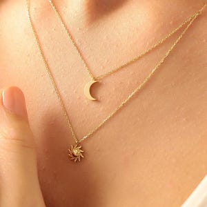 14K Gold Paar Halskette, 14K Solid Gold Celestial Halskette, Minimalist Moon Anhänger, Zierlicher Anfang Sun Anhänger, Weihnachtsgeschenk