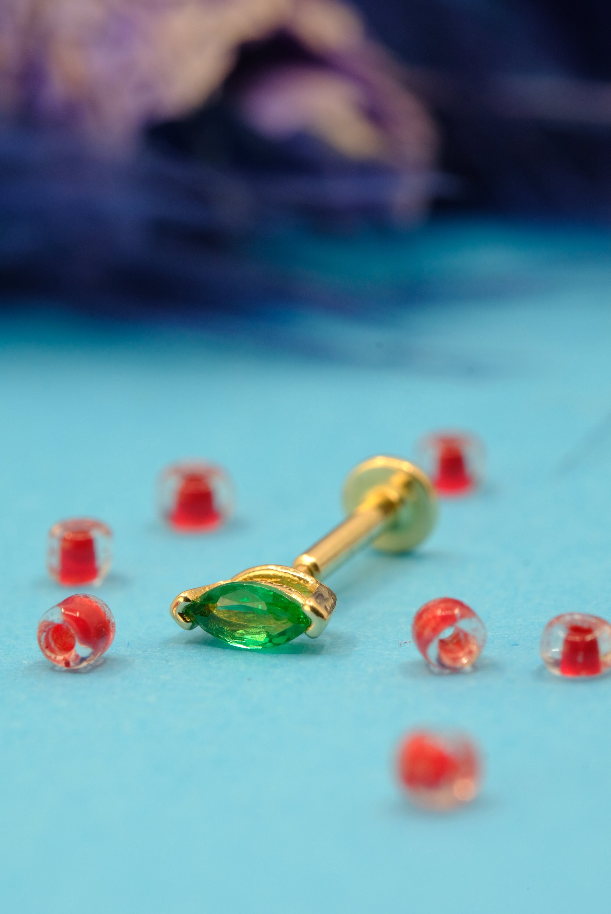 Handmade 14K Gold Emerald Tragus, Minimalist Gold Emerald Tragus, 14K Real Gold Cartilage Tragus, 5.00 MM Gold Emerald Cartilage Screwing