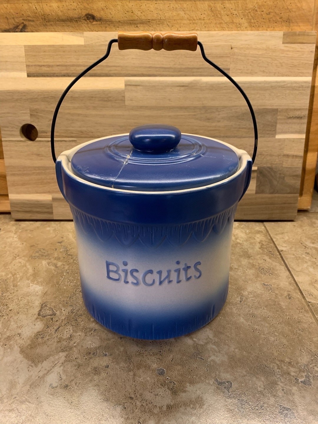 Rare Tender Heart Treasures Pottery BISCUITS Jar Cookie Blue White