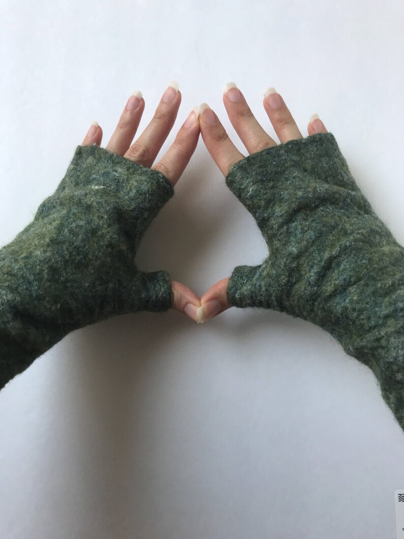 Green Felted Arm Warmers Red Green Multi Color Merino Wool Tussah Silk Moss Made to Order image 2