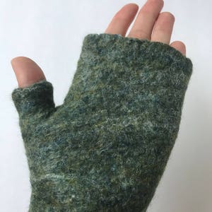 Green Felted Arm Warmers Red Green Multi Color Merino Wool Tussah Silk Moss Made to Order image 8