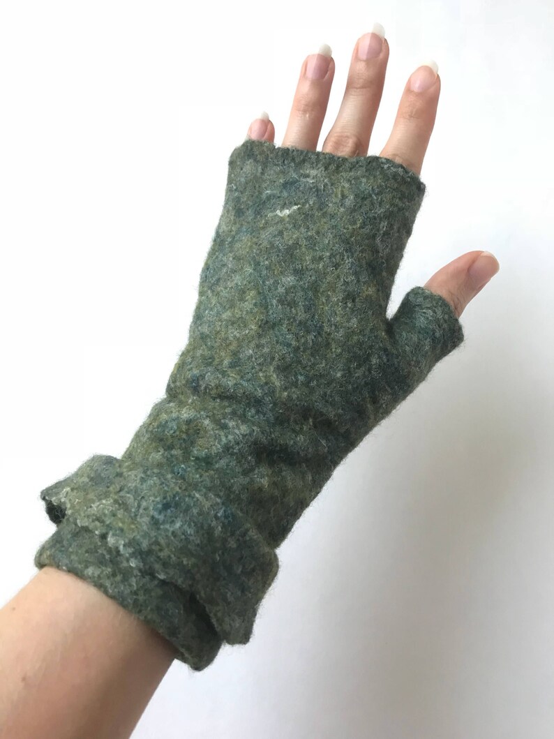 Green Felted Arm Warmers Red Green Multi Color Merino Wool Tussah Silk Moss Made to Order image 3