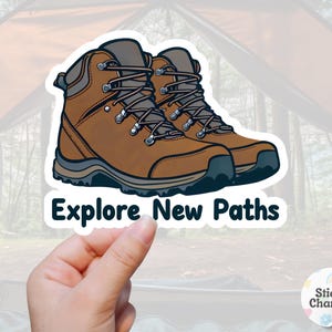 Explorez de nouvelles voies | autocollant ou aimant en vinyle | Imperméable, résistant à la décoloration et aux rayures | Ordinateur portable, bouteille d'eau, Kindle, équipement de camping, carnets