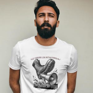 Mexican Rock Botas Negras Tshirt, Radio Kaos, Latina Shirt, party, fiesta, Caifanes, spanish, musica en español, Mexican Rock, Latina Shirt