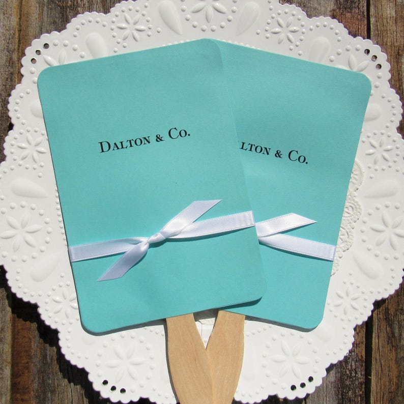 Aqua Wedding Fans: Personalized Elegant Favors with Ribbon Bild 4