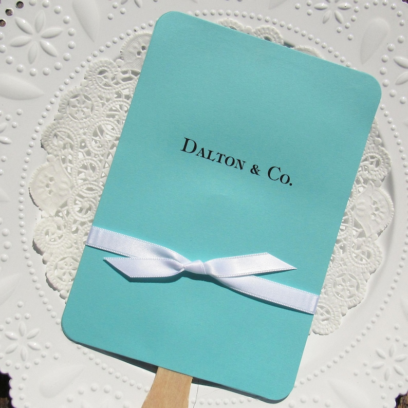 Aqua Wedding Fans: Personalized Elegant Favors with Ribbon Bild 5