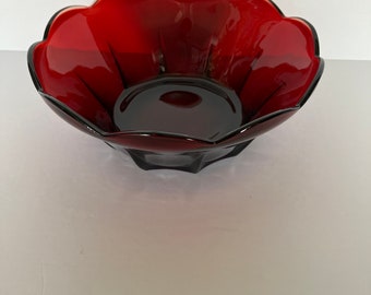 Cuenco de la línea Royal Ruby de Anchor Hocking.