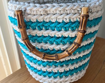 White with Turquoise stripe bamboo handle crochet hand bag, purse, small tote, handmade