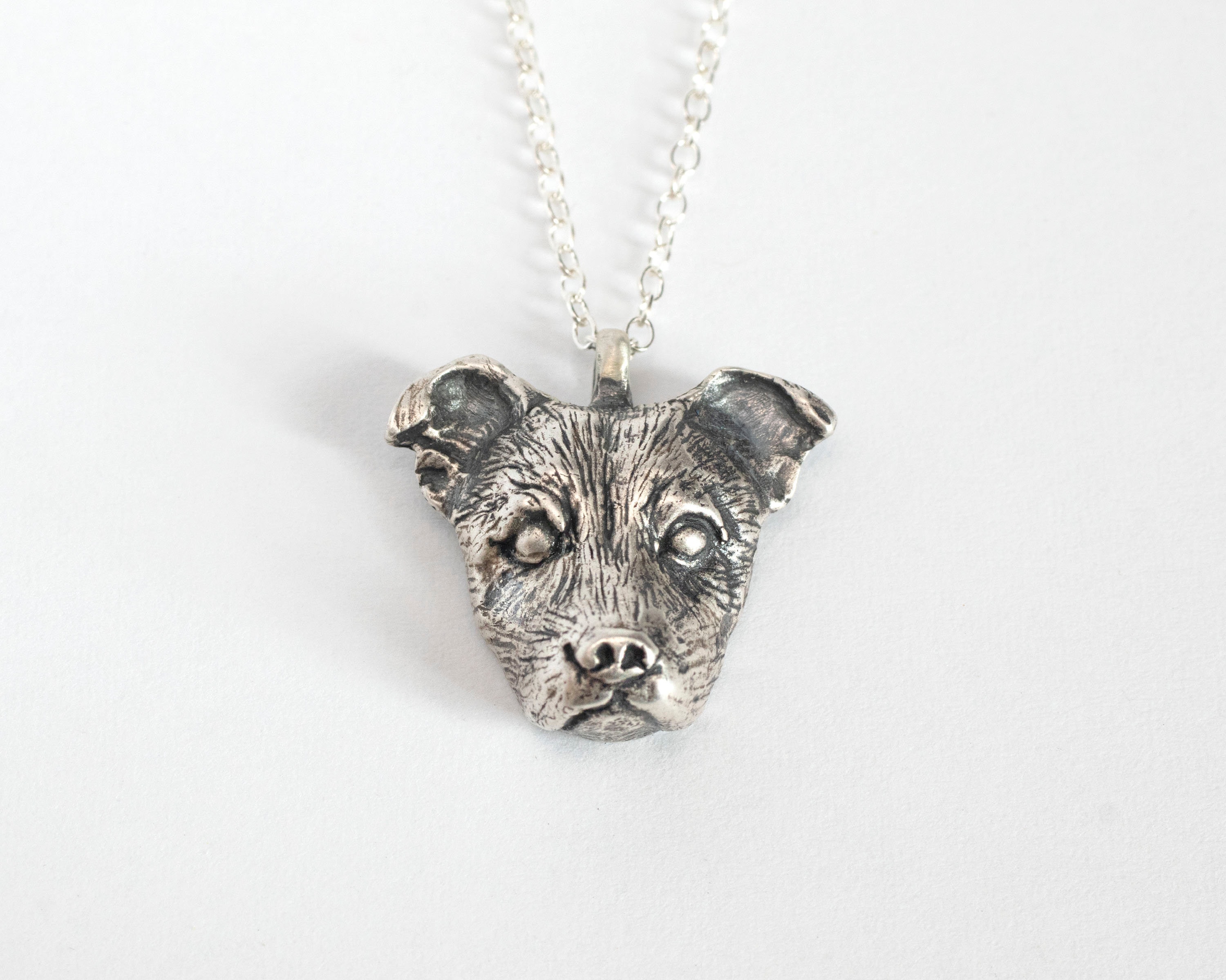 ピットブルシルバーネックレス