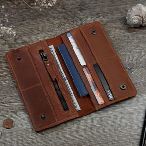 Cartera minimalista marrón para mujer, Cartera larga para mujer, Cartera de piel para mujer, Cartera personalizada para mujer, Cartera con monograma para mujer