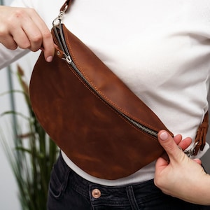 Brown leather fanny pack, Leather bum bag for woman, Large bum bag crossbody, Leather fanny pack women, Large fanny pack