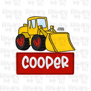 Könnte beinhalten: Ein gelber Cartoon-Bulldozer mit schwarzen Rädern mit roten Herzmotiven. Der Bulldozer hat eine große Frontschaufel und eine Kabine mit blauen Fenstern. Darunter befindet sich ein rotes Rechteck mit dem Namen "COOPER" in Weiß.