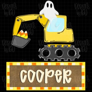Puede incluir: Un gr&aacute;fico de excavadora de construcci&oacute;n amarilla con un fantasma blanco en la cabina y dulces de ma&iacute;z en la cuchara. Debajo de la excavadora hay un letrero rectangular con un centro marr&oacute;n y un borde naranja y amarillo, mostrando el nombre Cooper.