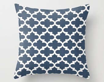 Lightinglife Home Decor Pillow Cover Cream Cushion Cover For Sofa Quatrefoil Pattern Quatrefoil 16 X 16 Throw Pillow 