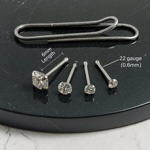 9K Weißgold Nasenknochen Ohrstecker - Minimalistischer handgefertigter Nasenschmuck, 22 Gauge Ball End Piercing Bild 3