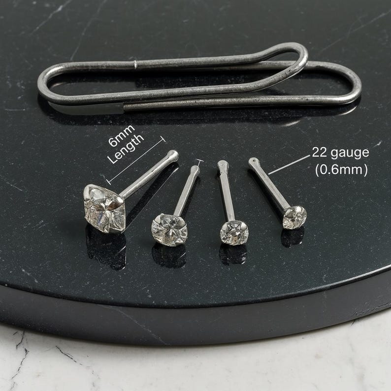9K Weißgold Nasenknochen Ohrstecker - Minimalistischer handgefertigter Nasenschmuck, 22 Gauge Ball End Piercing Bild 3