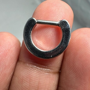14G/16G Hinged Septum Clicker Ring Surgical Steel - Chunky Flat Segment Nose Ring - 8mm Diameter Nose Ring - Tribal Nose Piercing Jewelry