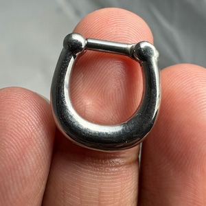 Plain Septum Clicker Ring Surgical Steel – 14G/16G Nose Segment Ring - 9mm Big Nose Clicker - Minimalist Piercing Hypoallergenic Jewelry