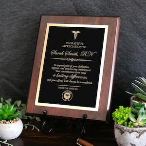 ENGRAVED Personalized Medical Appreciation Plaque – Doctor, Nurse, PA or FNP Gift, Healthcare Recognition Award