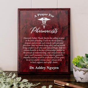 A Pharmacist&#39;s Prayer Plaque, Rx PharmD Pharmacy School Graduation Gift, Graduating Pharmacy Grad Present, Medical Profession Inspirational