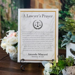 Lawyer&#39;s Prayer Plaque, Attorney Gift, Law School Graduation Gift, JD Office Decor, Personalized Lawyer Sign, Legal Profession Inspirational