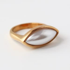 Eleganter Perlenring, 18k Gold Minimalist Perlenring, Marquise Perlenring für Sie, Vintage Ring für sie, Gold Perlen Stapelring
