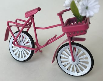 1Pc 1:12 Dolls House Miniature Bikes Plastic Mini Bicycle Dolls House accdnd