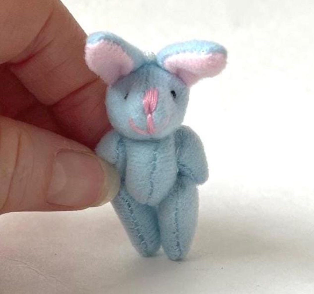 小さな青いウサギのぬいぐるみドールハウスクラフトイースター - Etsy 日本