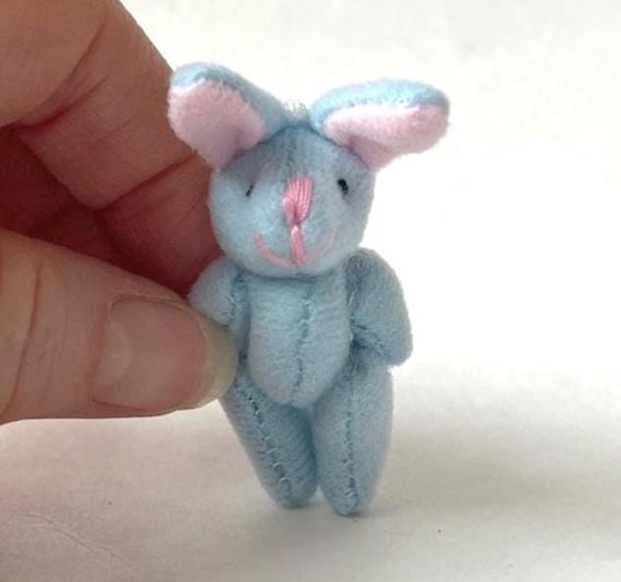 小さな青いウサギのぬいぐるみドールハウスクラフトイースター - Etsy 日本