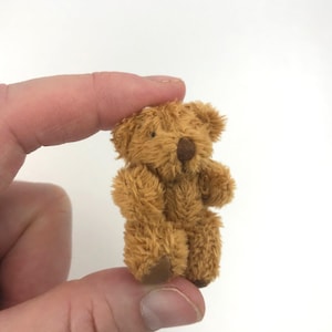 Sehr kleiner weicher Kuschel-Teddybär (6 Jahre oder älter)