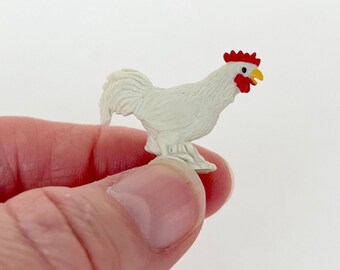 Miniature Rooster Bird Mini Chicken Hen Dollhouse Craft Supply