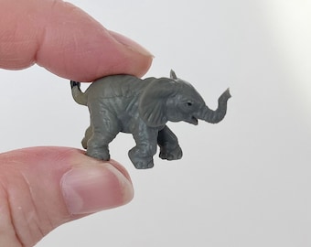 Miniature Elephant Mini Dollhouse Craft Supply