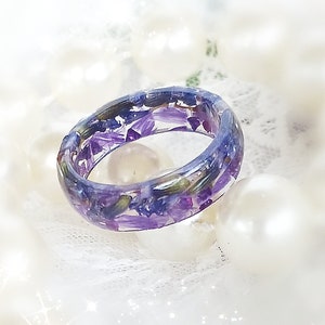 Lavender resin ring, real flower ring, nature inspired ring, cottagecore, pressed flower ring, gifts for her, promise ring,