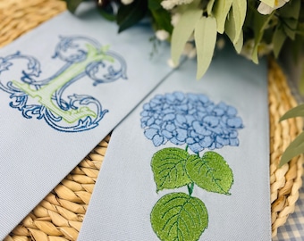 Écharpe monogrammée personnalisée | Écharpe couronne d'été | Écharpe couronne brodée d'hortensias