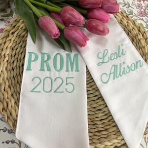 Custom Prom Ribbon, PROM Bouquet Sash with Name, Prom Bouquet Sash, School Spirit Bow, Monogram Bouquet Sash