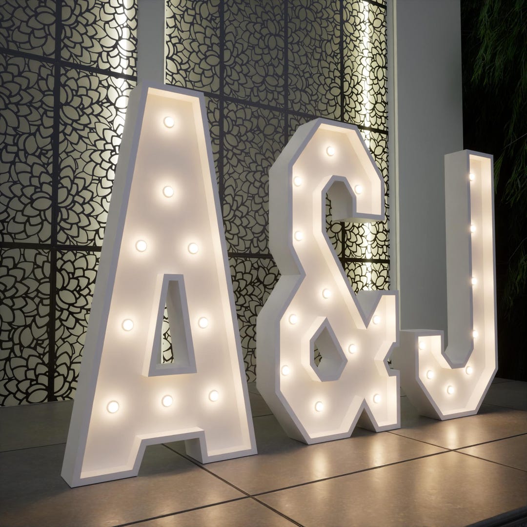 Custom Marquee Initial Lights - LED Monogram Letters, Couple Name Signs ...