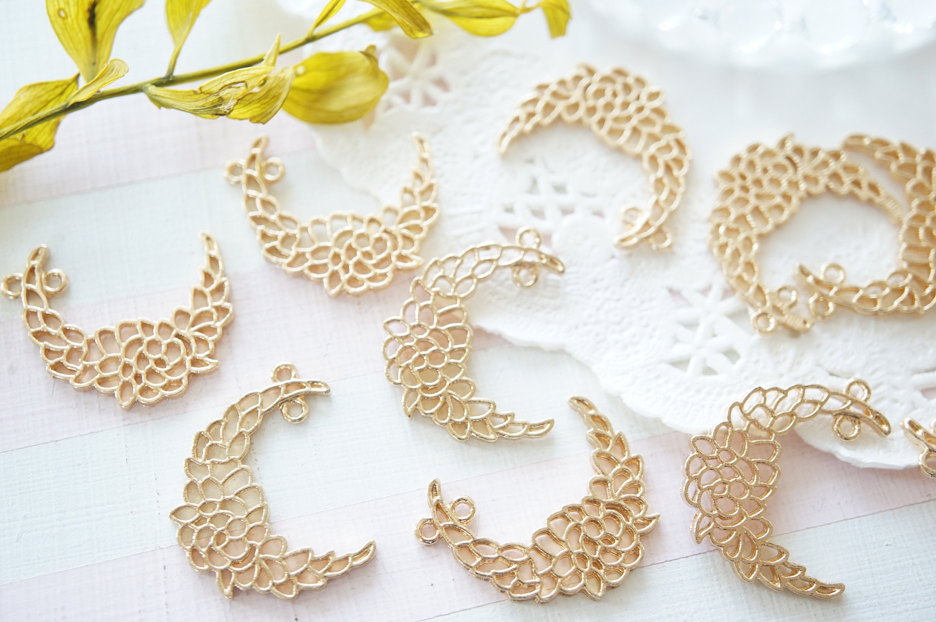 2-5pcs Open Bezel Charms/flower Crescent Moon(22mm25mm) AZ1469