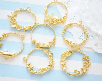 SALE 7 pcs  Open Back Bezel Charms / Round Summer theme  (34mm) AZ878