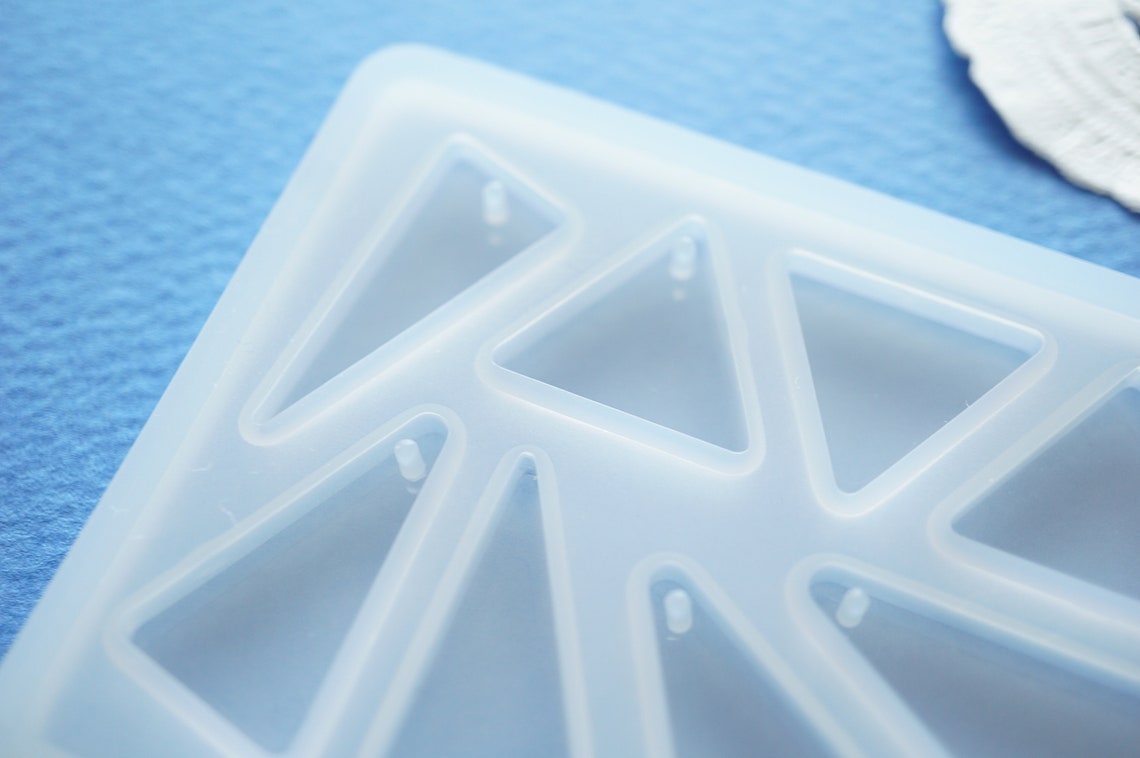 Silicone Mold / Triangles in Charm&Cabochon 5.5cm6.9cm Etsy