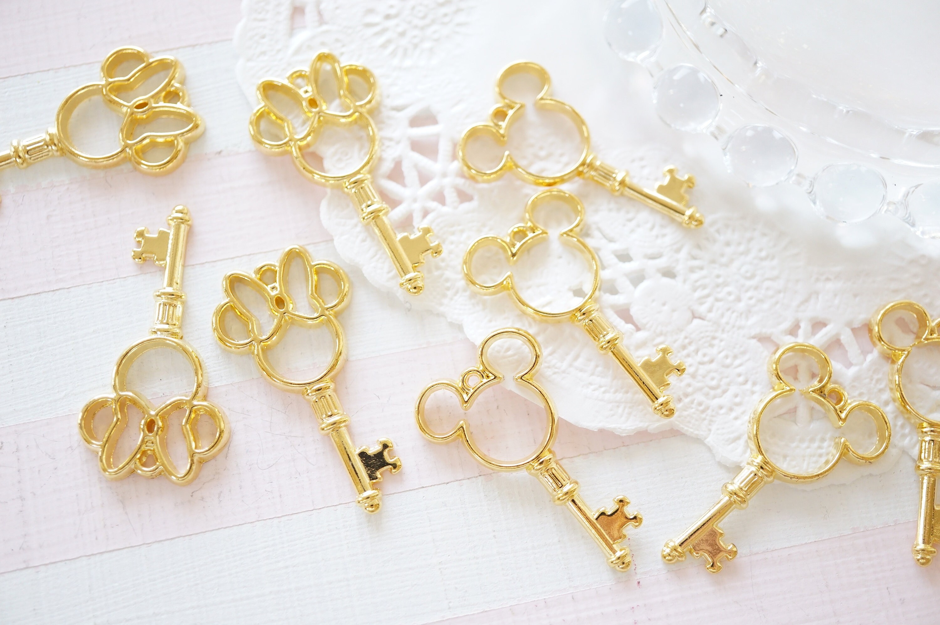 2-5 Pcs Open Bezel Charm (18-32mm) Kawaii Small Key AZ882 - Etsy
