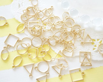 Assorted 20 pcs Teeny Open Back Bezel Charms / Simple Shapes (7-10mm) AZ860