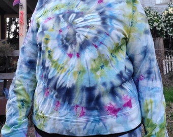 spiral ice dyed crewneck