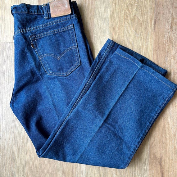 80's Vintage Levi's Jeans 1983 Levi's for Men With A Skosh More