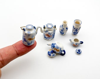 Miniature Antique Old China Porcelain Blue and White Fish Grass Pattern Teapots and Vases: Hand-Painted Ceramic Figurines for Dollhouses