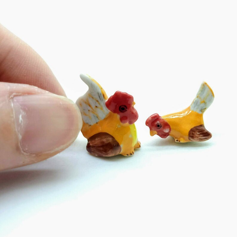 2 Hen Cock Rooster Ceramic Figurine Animal Tiny Statue